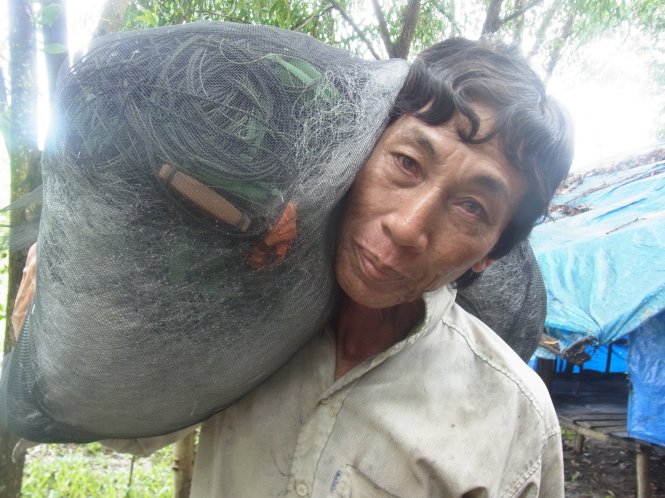 [-]Ngậm[-]ngùi[-]với[-]những[-]tỉ[-]phú[-]hết[-]tiền[-]ở[-]Phú[-]Quốc[-]
